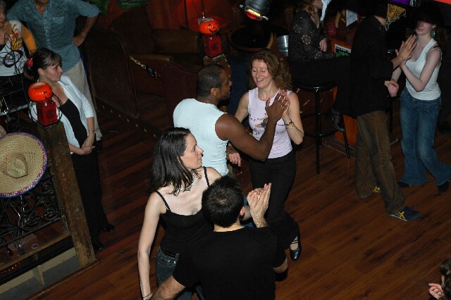 min 2005 11 06 sharkys 168